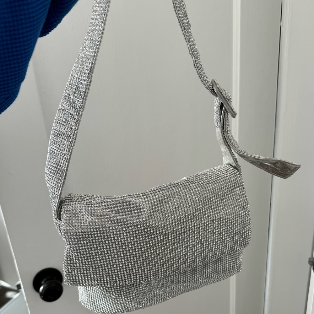 Sparkly shoulder bag!